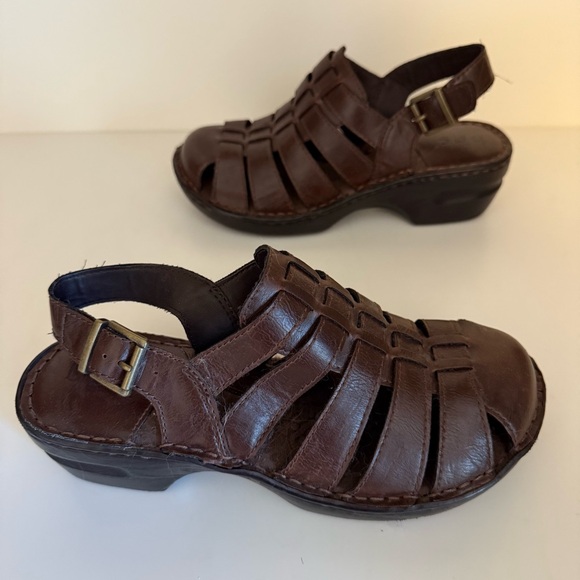 boc Women's Woven Mule Adjustable Strap Size 8 Brown Faux Leather with Buckle - Picture 2 of 13